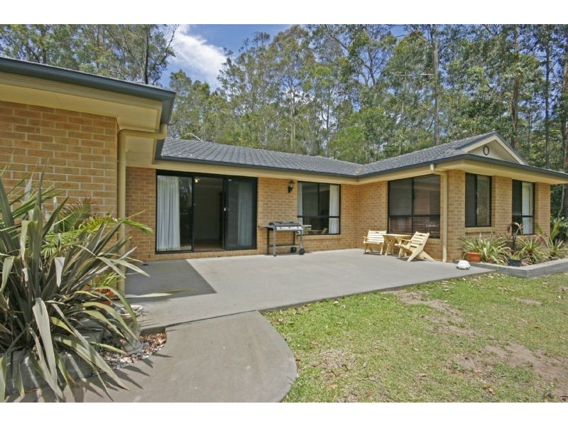 9 Ellen Close, South Durras NSW 2536