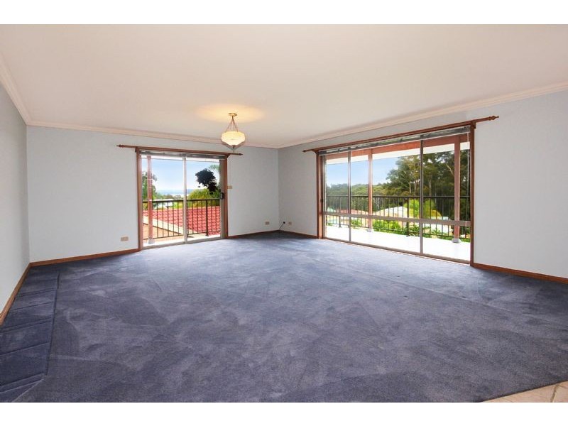 8 Poole Place, Sunshine Bay NSW 2536