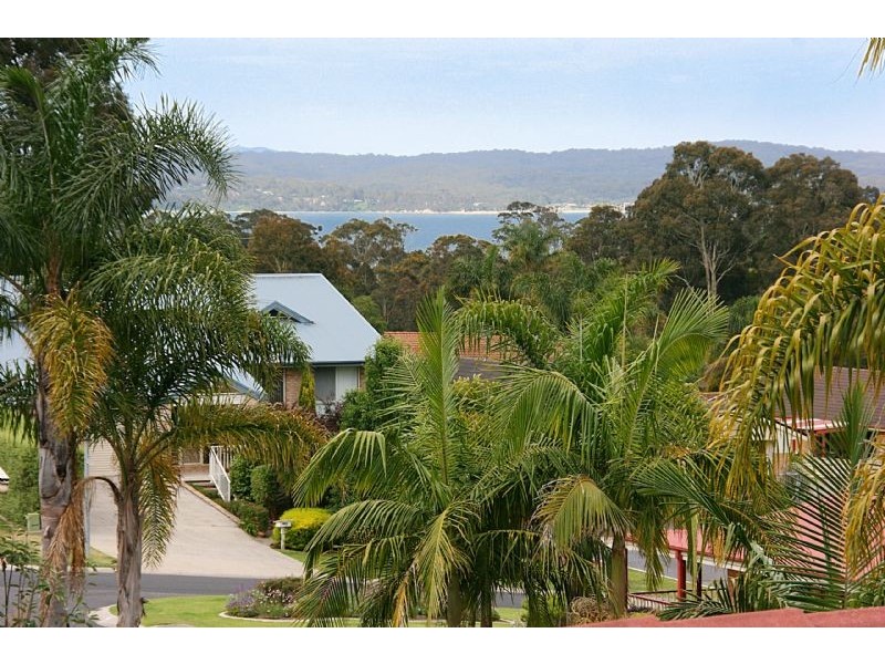 8 Poole Place, Sunshine Bay NSW 2536