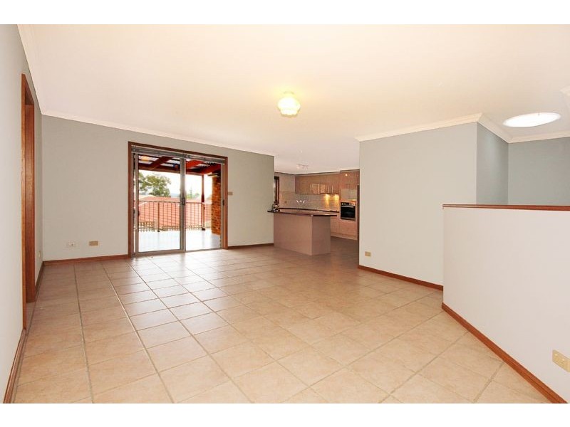 8 Poole Place, Sunshine Bay NSW 2536