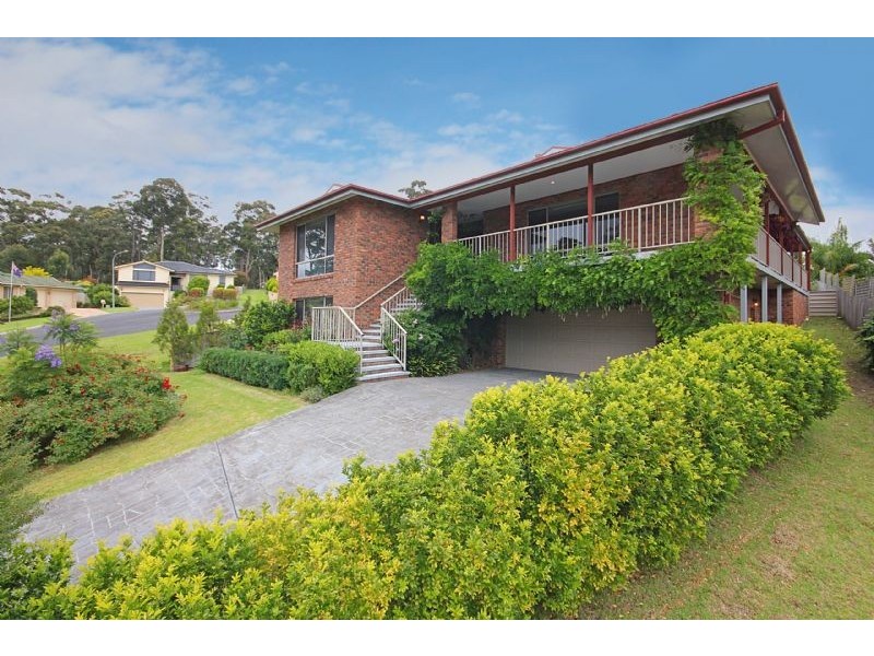 8 Poole Place, Sunshine Bay NSW 2536