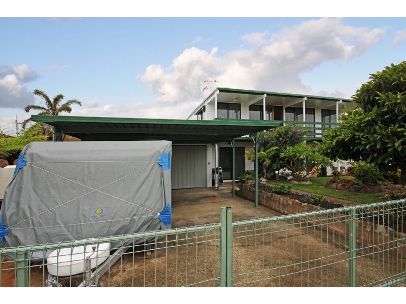 7 Barton Parade, Tomakin NSW 2537