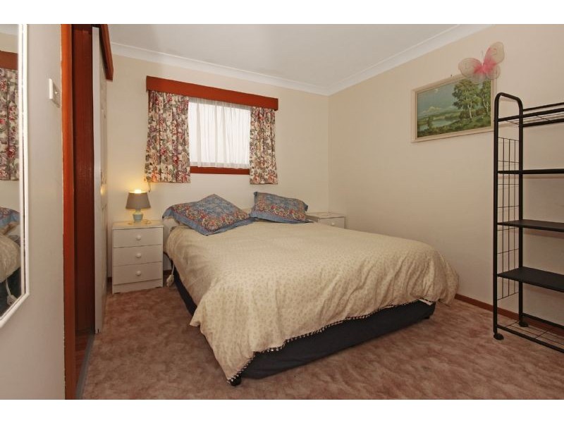 7 Barton Parade, Tomakin NSW 2537