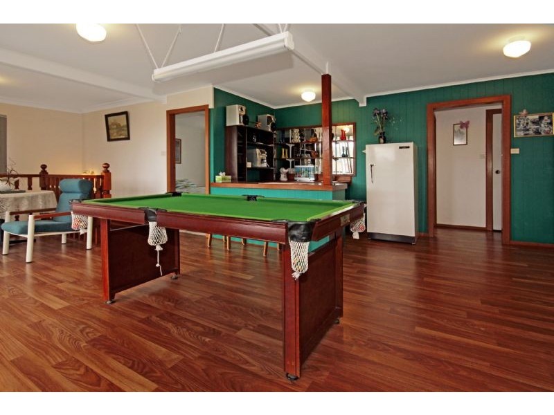 7 Barton Parade, Tomakin NSW 2537