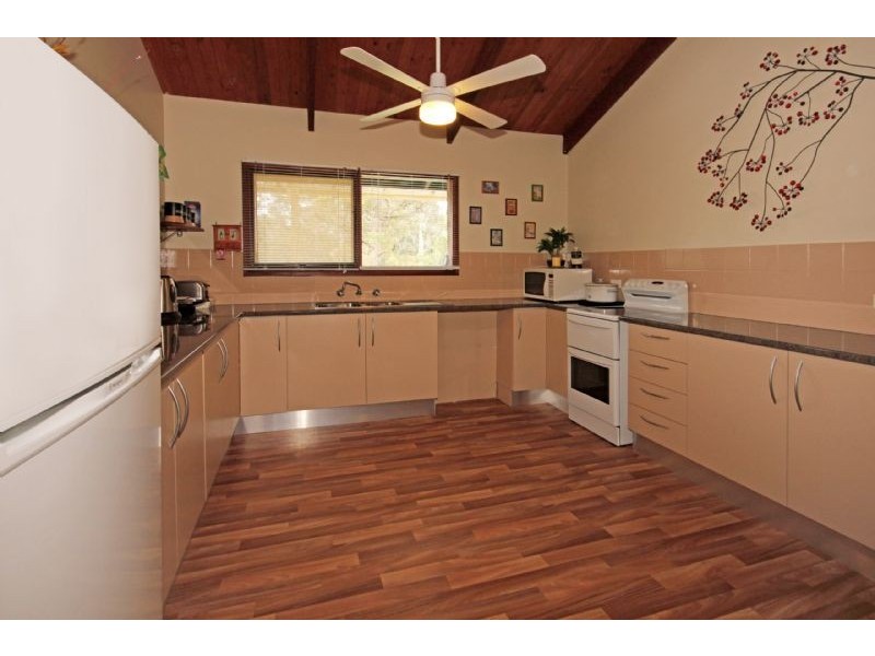 9 Beauty Crescent, Surfside NSW 2536