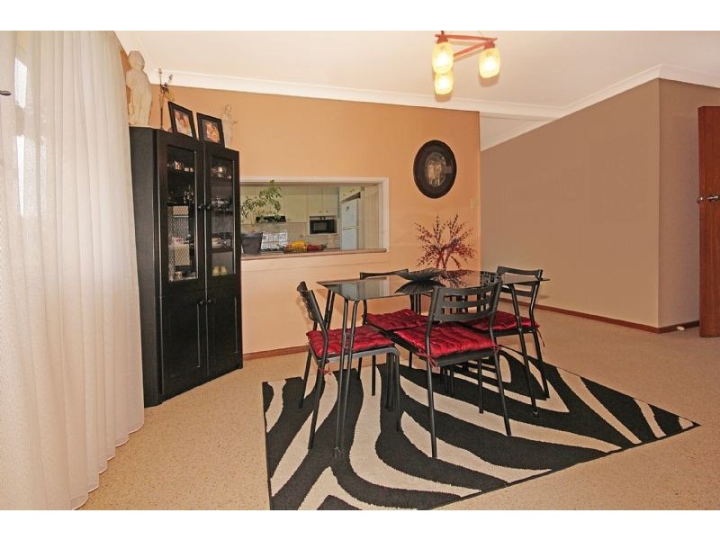 8 Marjorie Crescent, Batehaven NSW 2536