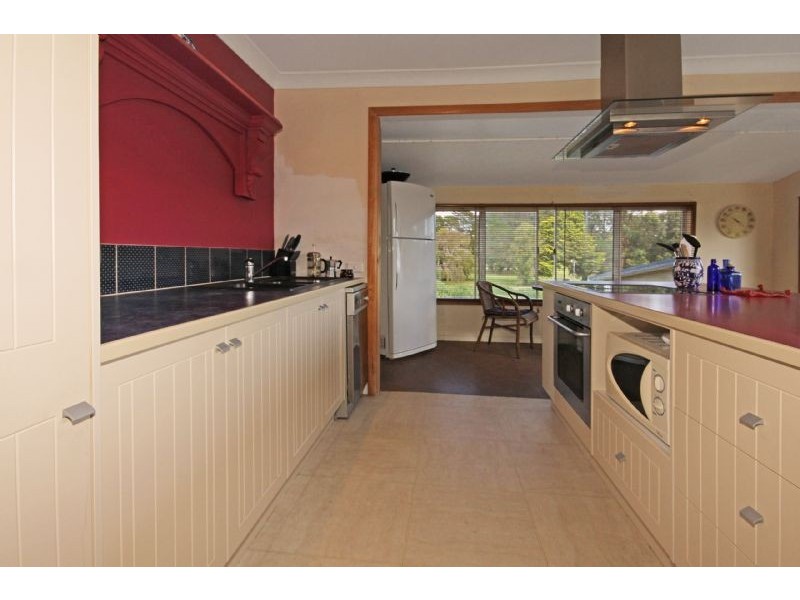16 Country Club Drive, Catalina NSW 2536