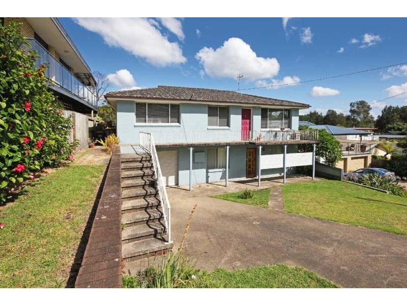 16 Country Club Drive, Catalina NSW 2536
