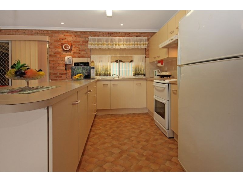 1/1 Tristania Parade, Maloneys Beach NSW 2536