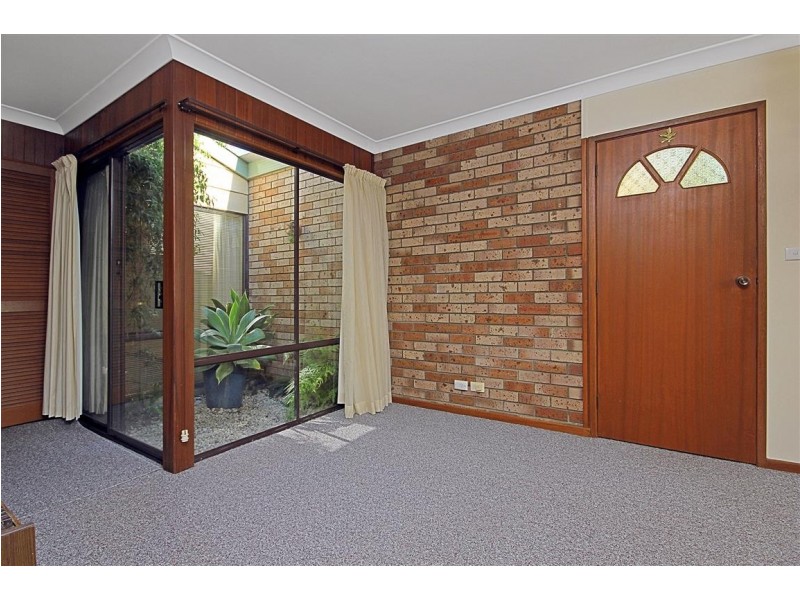 3/6 Eric Fenning Drive, Surf Beach NSW 2536