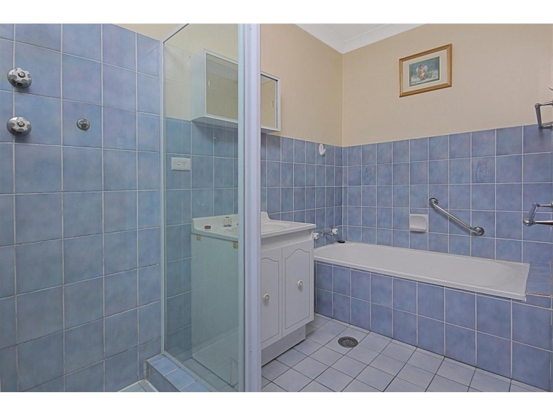 3/6 Eric Fenning Drive, Surf Beach NSW 2536