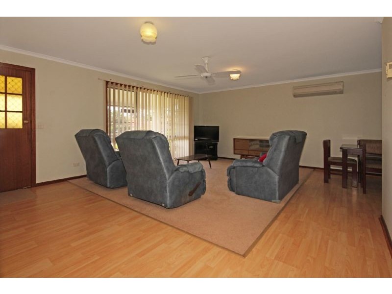 49 Eric Fenning Drive, Surf Beach NSW 2536