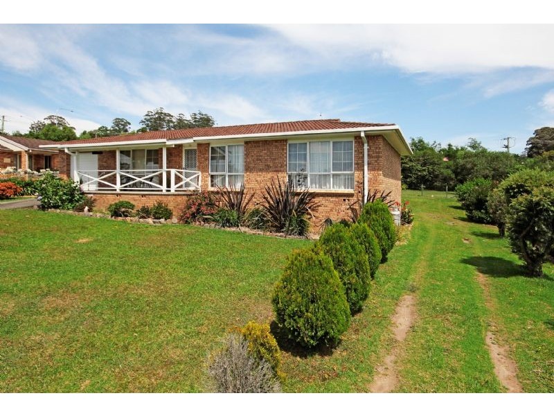 49 Eric Fenning Drive, Surf Beach NSW 2536