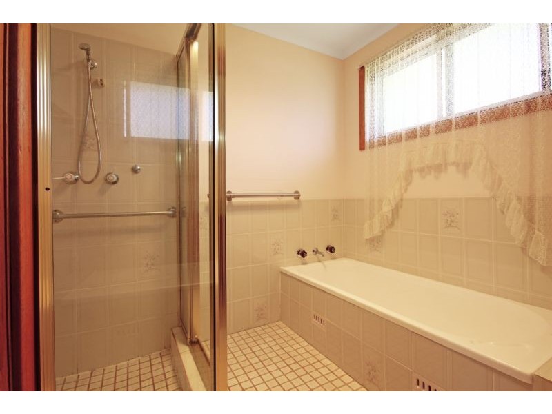 49 Eric Fenning Drive, Surf Beach NSW 2536