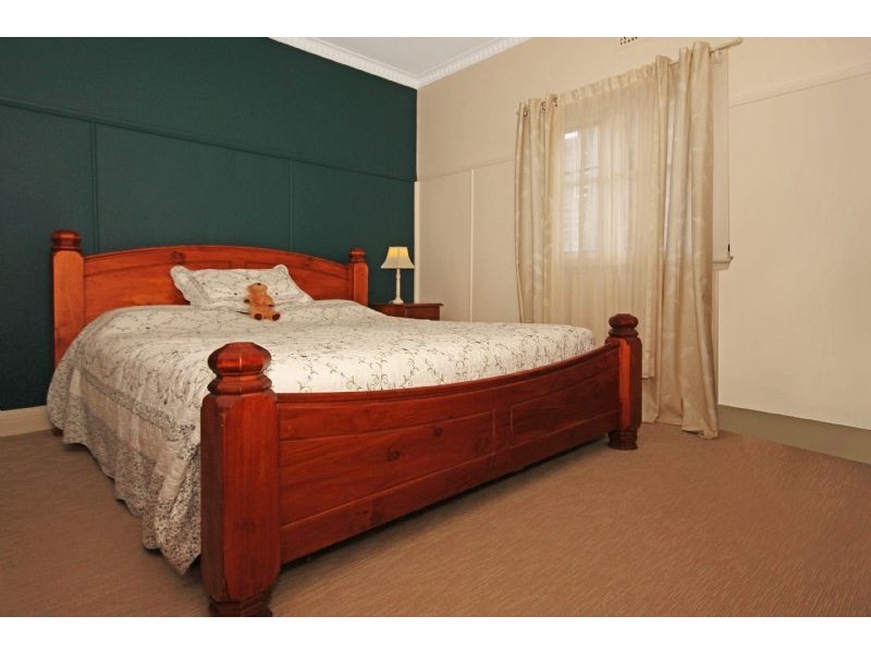 7 Guy Street, Batemans Bay NSW 2536