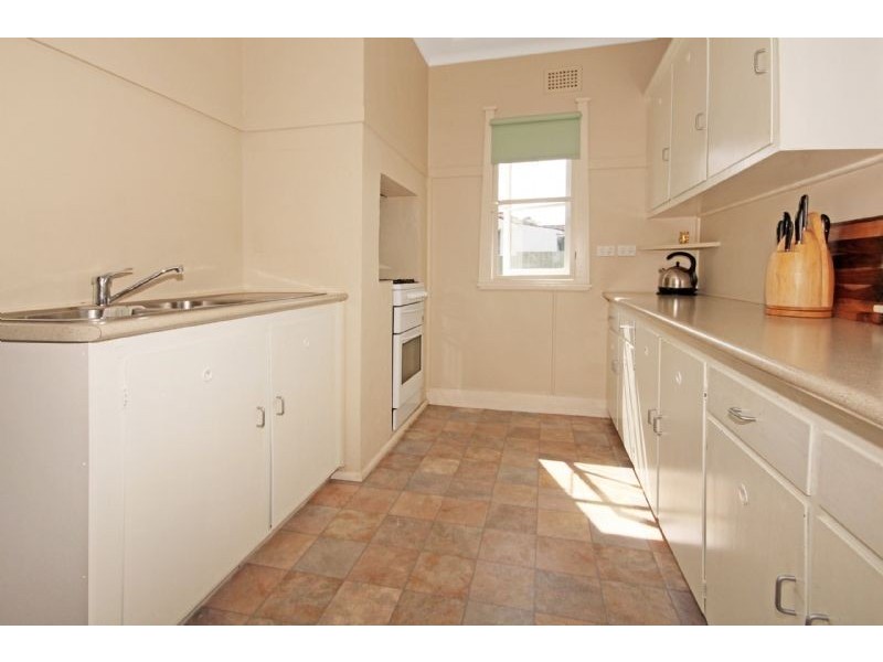 7 Guy Street, Batemans Bay NSW 2536