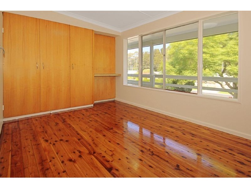 18 Matthew Parade, Batehaven NSW 2536