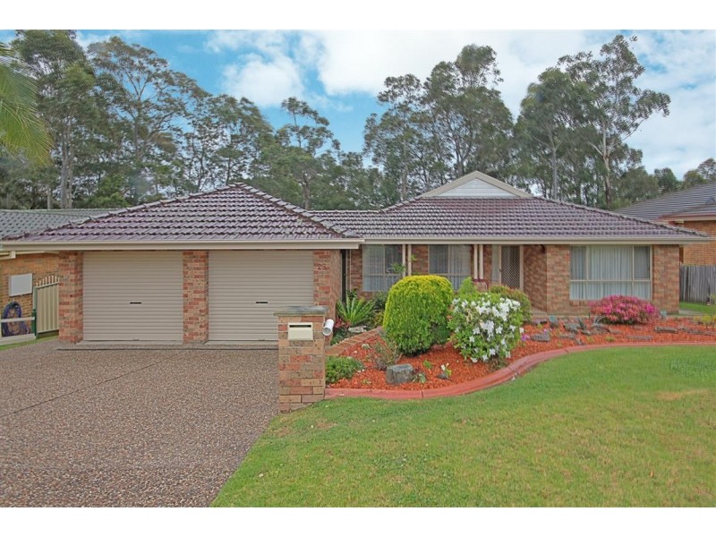 29 Thomas Mitchell Crescent, Sunshine Bay NSW 2536
