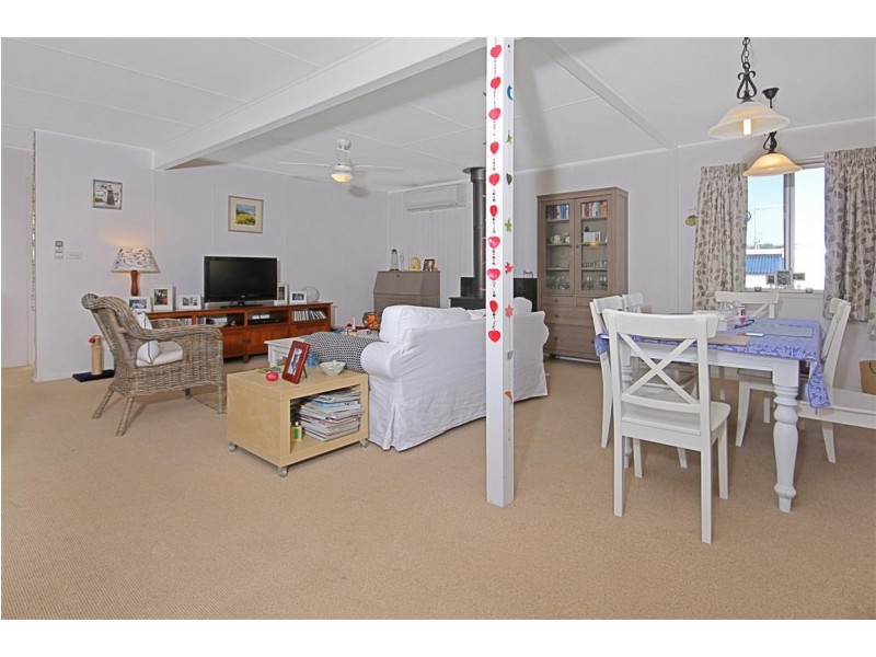 9 Excelsa Court, Maloneys Beach NSW 2536