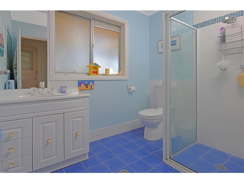 9 Excelsa Court, Maloneys Beach NSW 2536