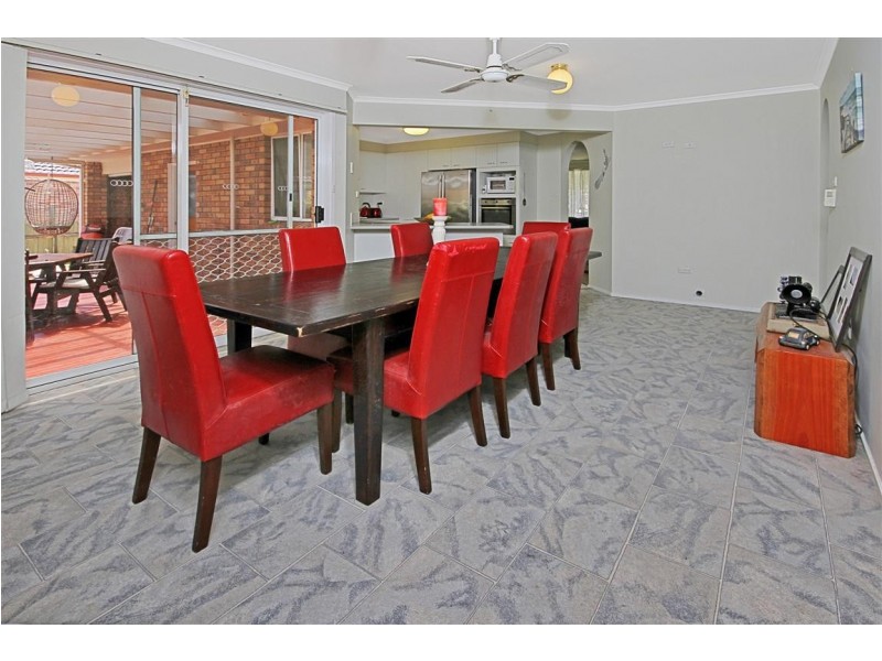 62 Maloneys Drive, Maloneys Beach NSW 2536