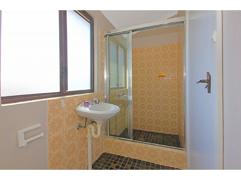 21 Hilltop Crescent, Surf Beach NSW 2536