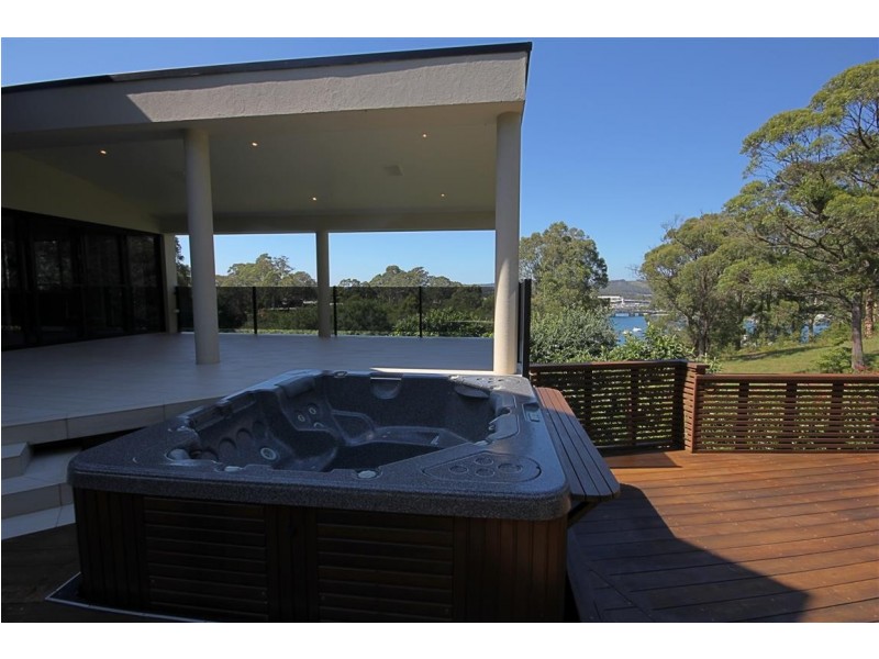 23 Penthouse Place, Batemans Bay NSW 2536