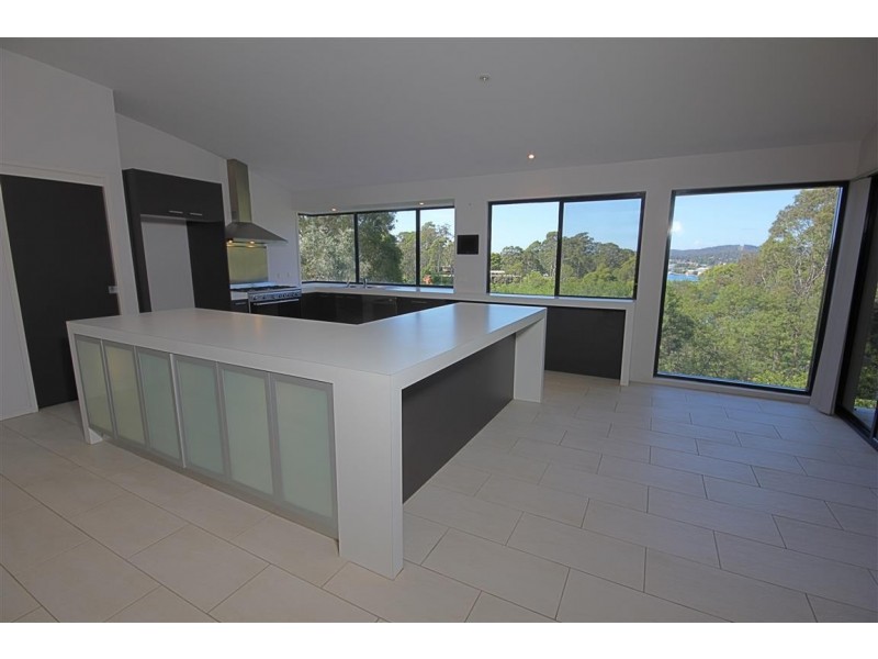23 Penthouse Place, Batemans Bay NSW 2536