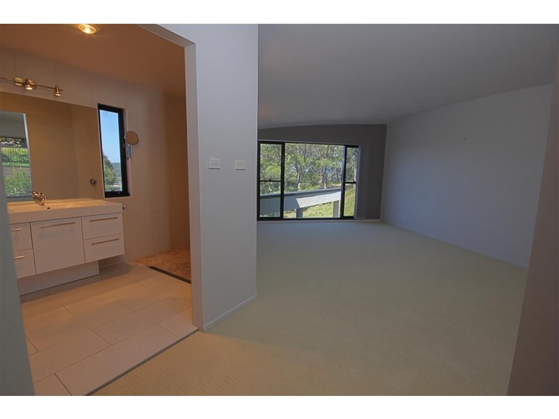 23 Penthouse Place, Batemans Bay NSW 2536