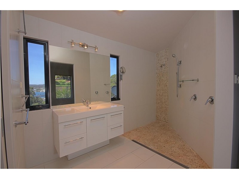 23 Penthouse Place, Batemans Bay NSW 2536