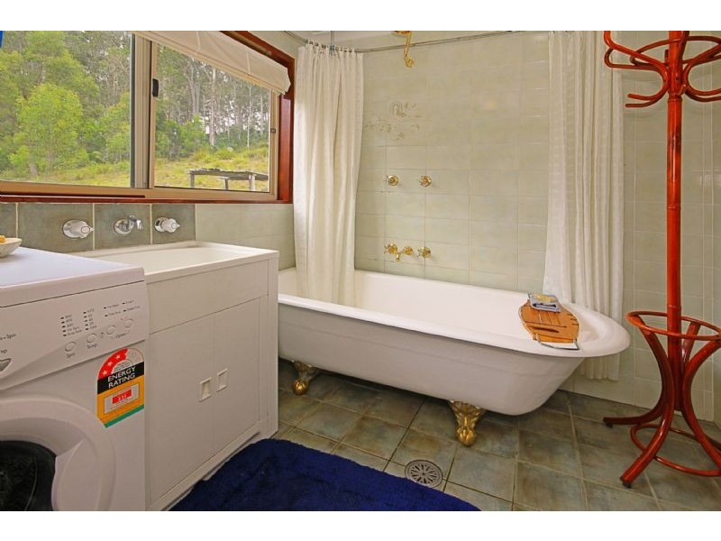 18 Allards Lane, Nelligen NSW 2536