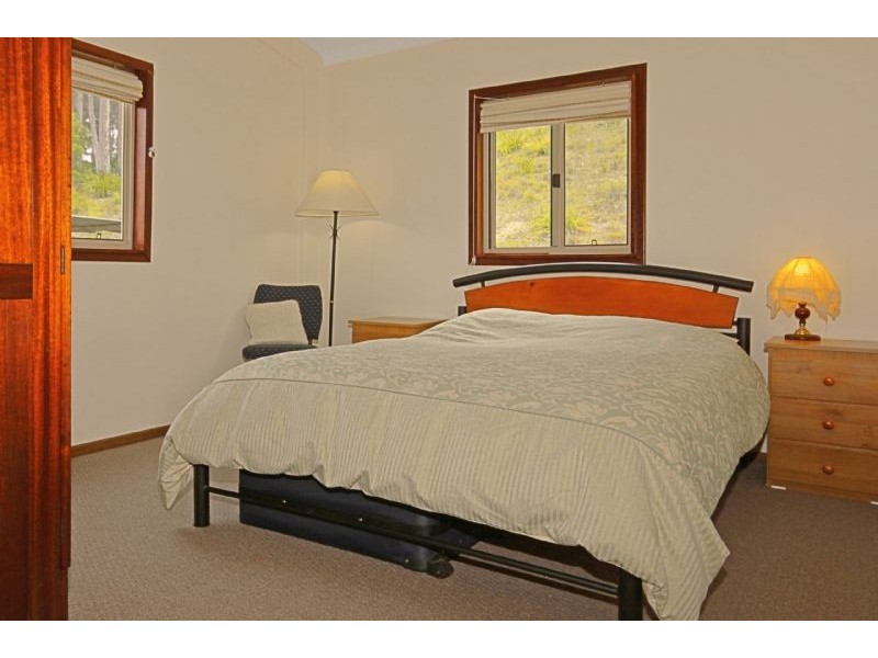 18 Allards Lane, Nelligen NSW 2536