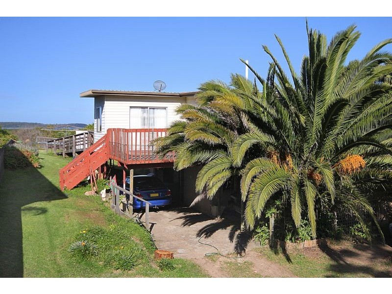111 Sunpatch Parade, Tomakin NSW 2537