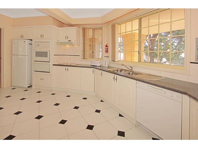 12 Blaxland Crescent, Sunshine Bay NSW 2536