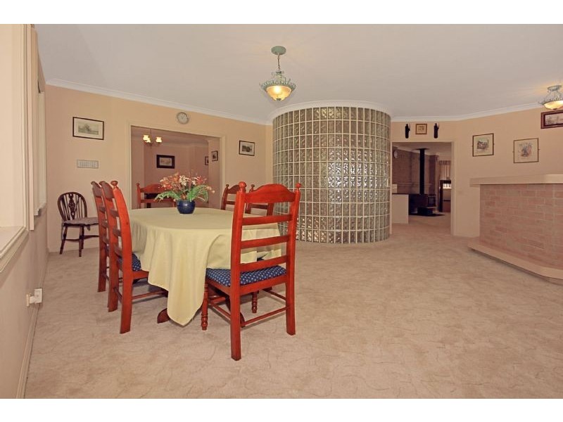 12 Blaxland Crescent, Sunshine Bay NSW 2536