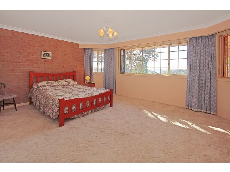 12 Blaxland Crescent, Sunshine Bay NSW 2536