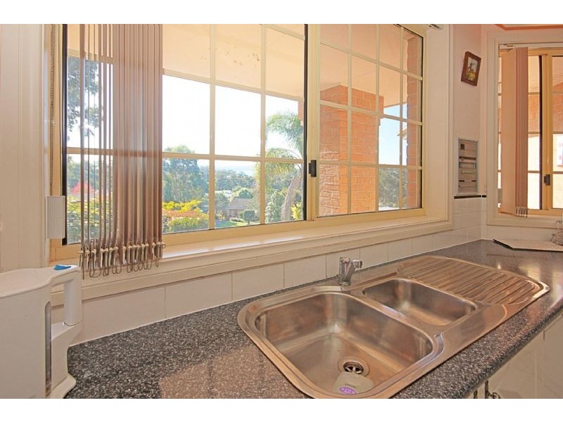 12 Blaxland Crescent, Sunshine Bay NSW 2536