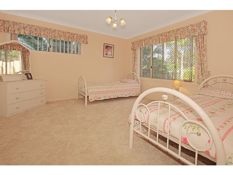 12 Blaxland Crescent, Sunshine Bay NSW 2536