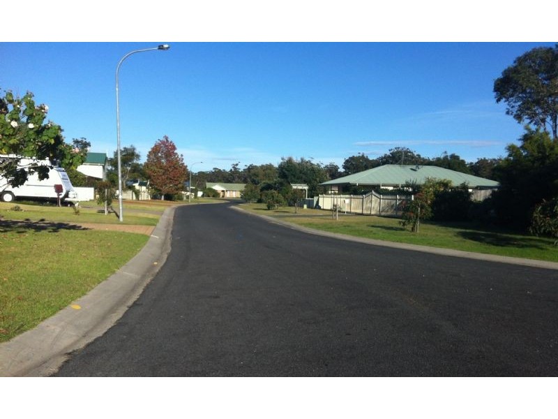 13 Boulder Place, Broulee NSW 2537