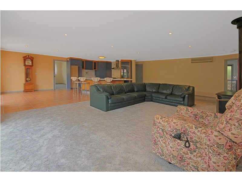 7 Excelsa Court, Maloneys Beach NSW 2536