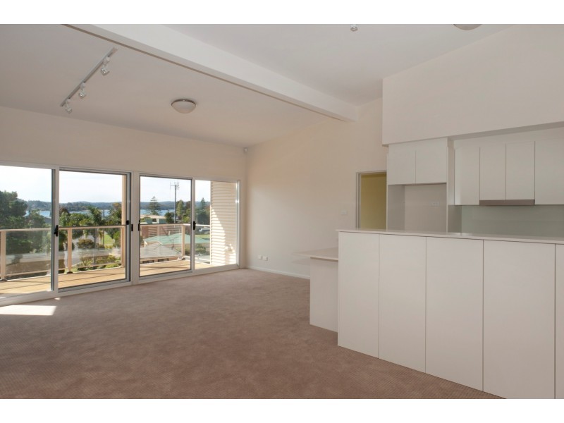 3/19 Bavarde Avenue, Batemans Bay NSW 2536