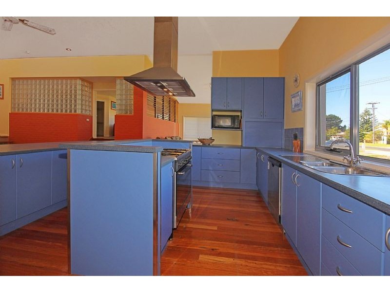 7 Sandy Place, Long Beach NSW 2536