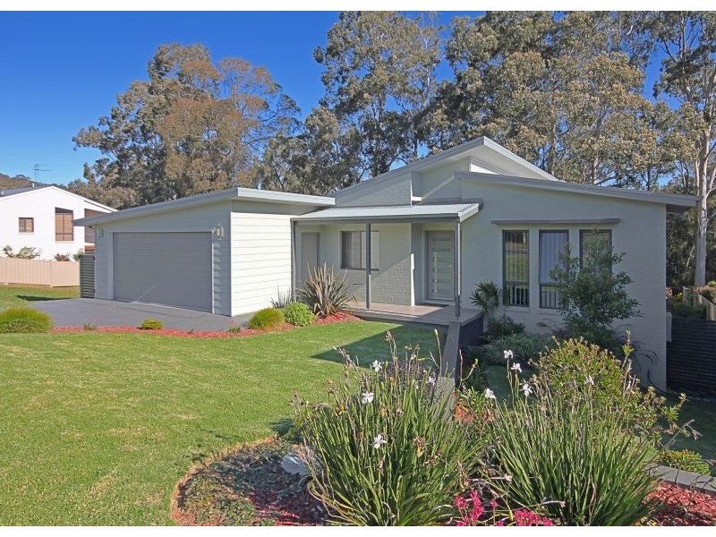 65 Courtenay Crescent, Long Beach NSW 2536