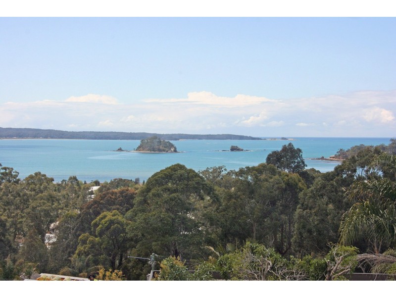 11 Calga Crescent, Catalina NSW 2536