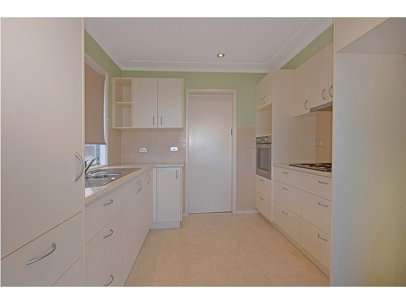 11 Calga Crescent, Catalina NSW 2536