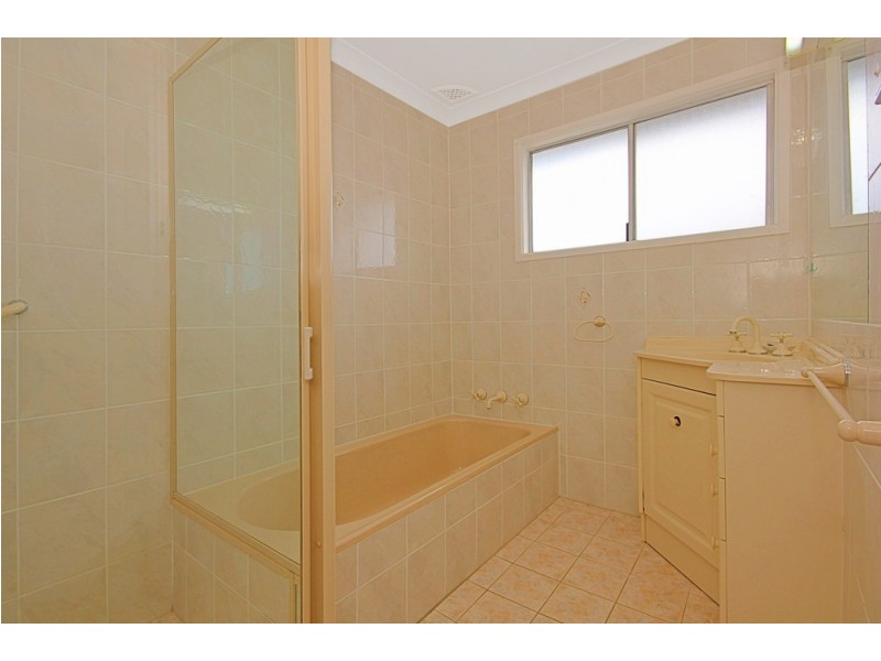 11 Calga Crescent, Catalina NSW 2536