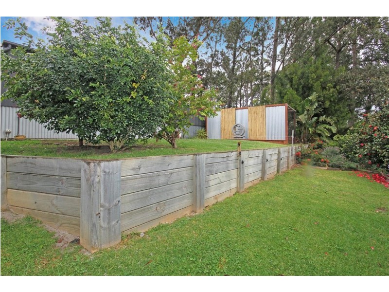 1 Valley Road, Denhams Beach NSW 2536