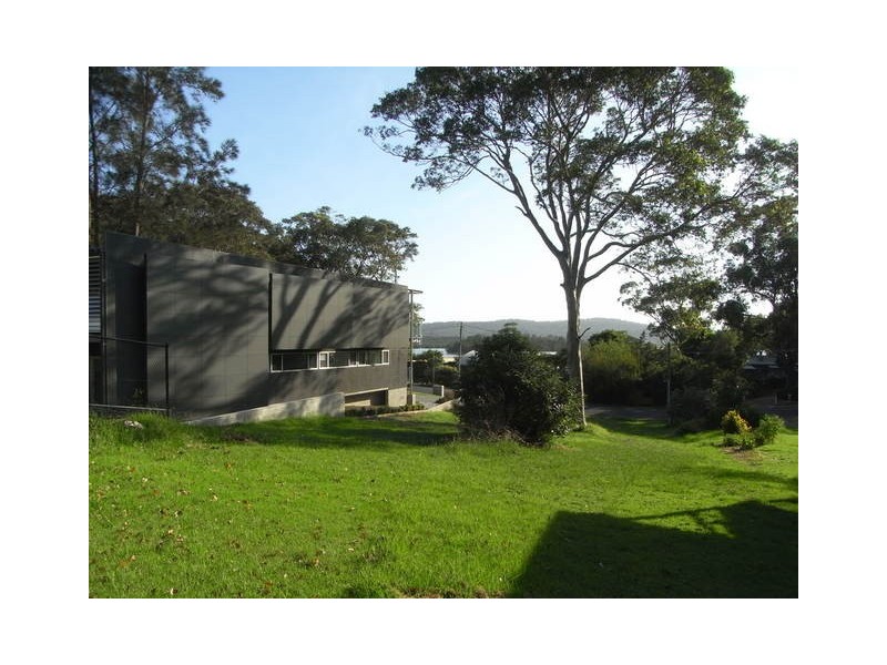 102 Annetts Parade, Mossy Point NSW 2537