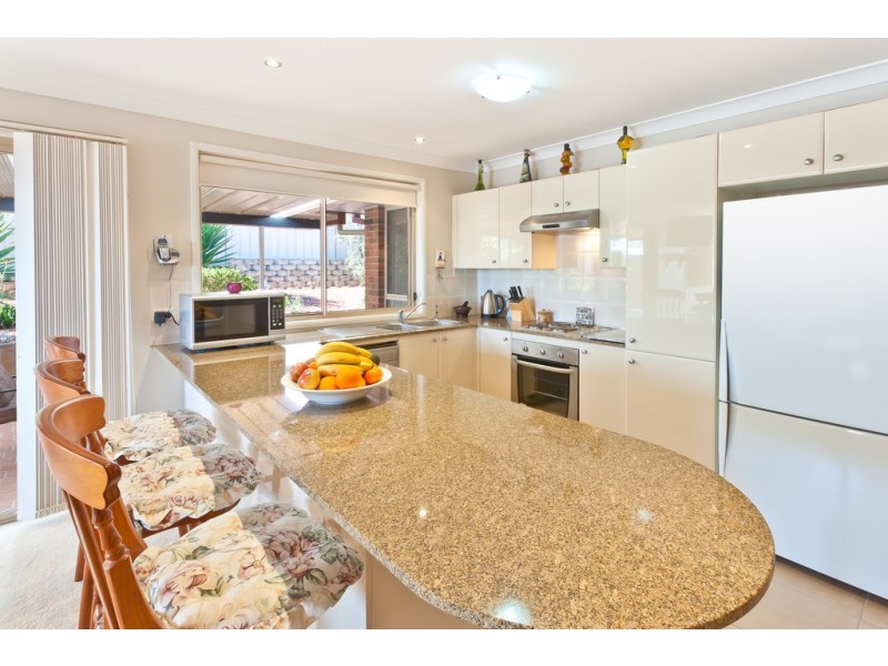 9 Batman Place, Sunshine Bay NSW 2536