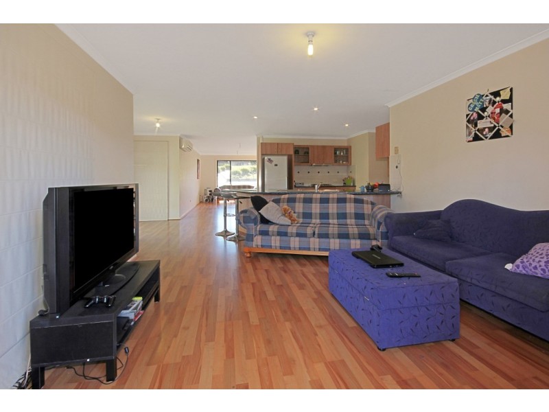 18 Timber Way, Surf Beach NSW 2536